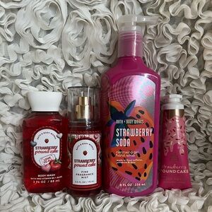 BNWT!BBW Strawberry soda hand soap and Strawberry pound cake 4 pieces💝